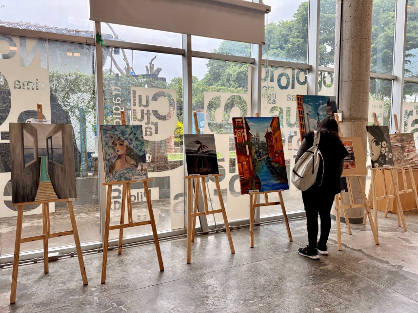 Latidos de Color: La Muestra Anual de Pintura de Gabriela Barbero llega a la Biblioteca Municipal